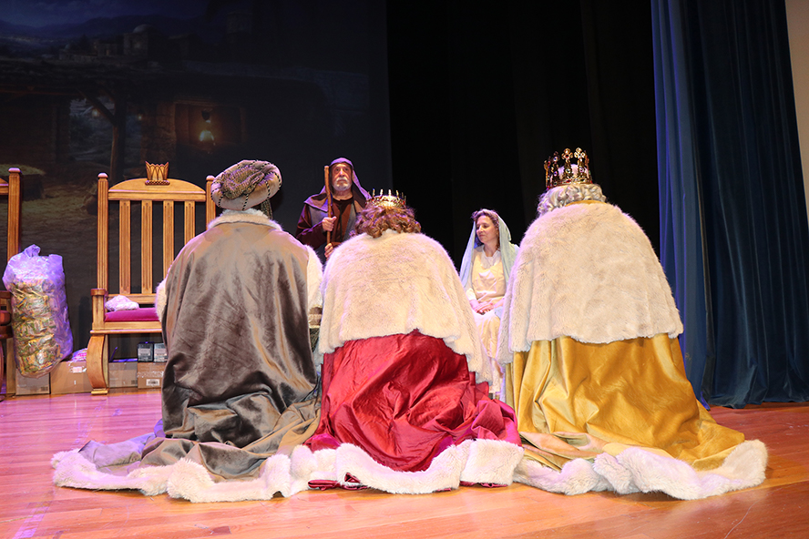 Sus majestades los Reyes Magos de Oriente llegan a Sagunto para visitar a los niños y las niñas
