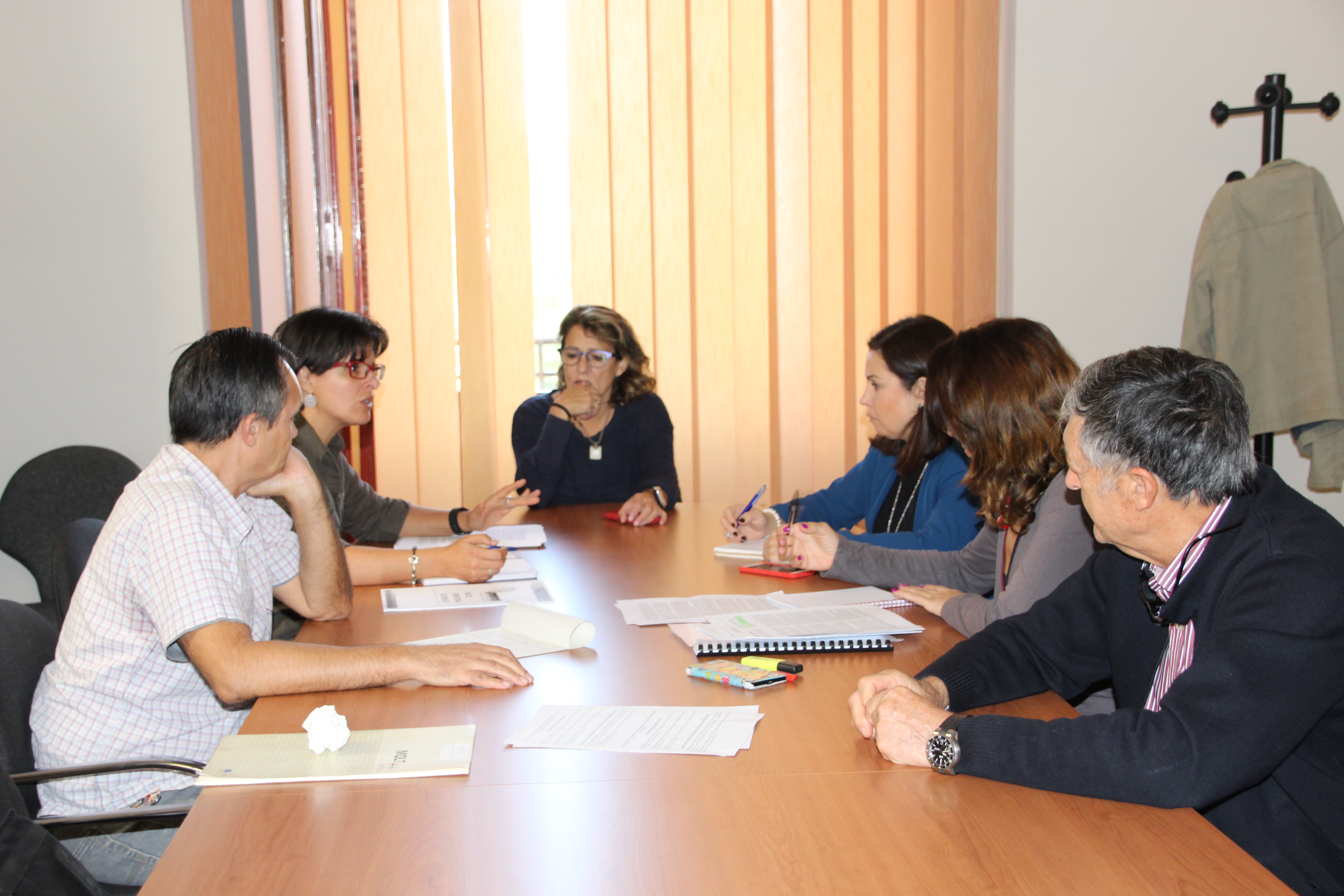 Representantes del Ayuntamiento de Sagunto se reúnen con los agentes sociales de la comarca para trabajar en el Pacto Territorial por el Empleo