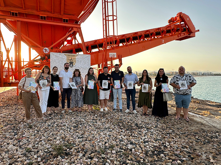 El Ayuntamiento de Sagunto presenta el libro de las fiestas patronales de la ciudad