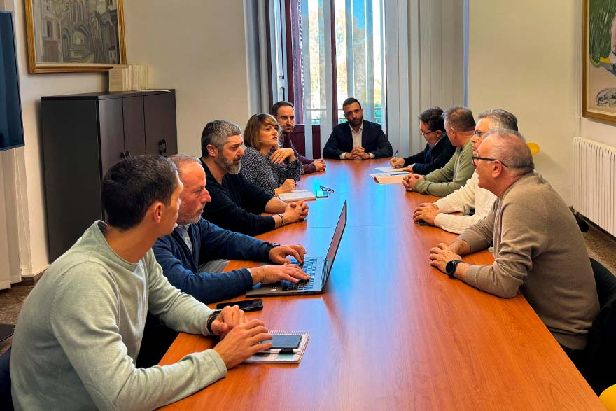 La Junta de Portavoces del Ayuntamiento de Sagunto se reúne con el Comité de Empresa de Galmed
