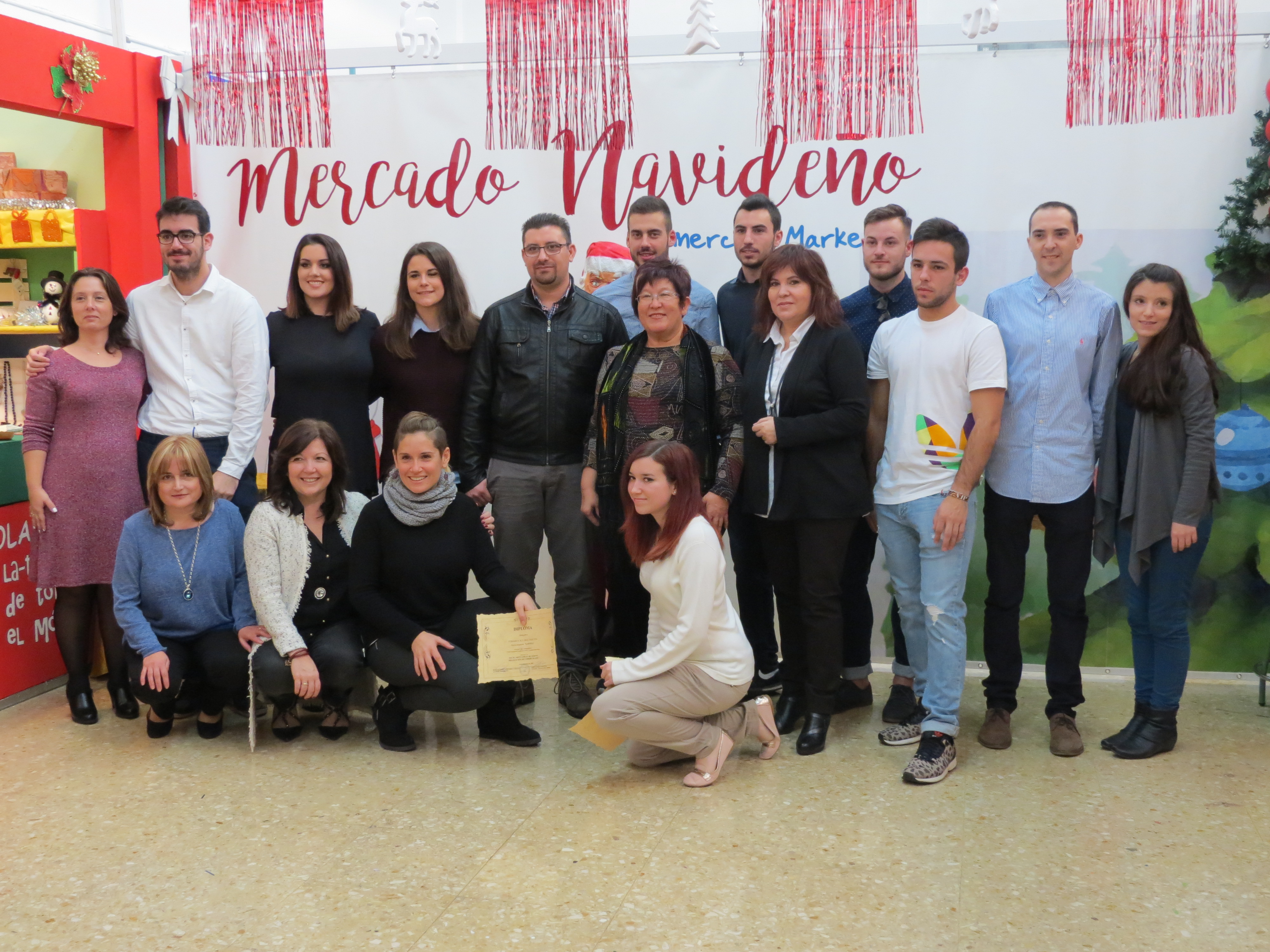 Éxito de la I edición del mercado navideño del I.E.S Jorge Juan