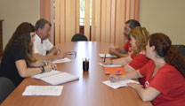 El alcalde de Sagunto y la delegada de Servicios Sociales se reúnen con la Plataforma de Afectados por la Hipoteca