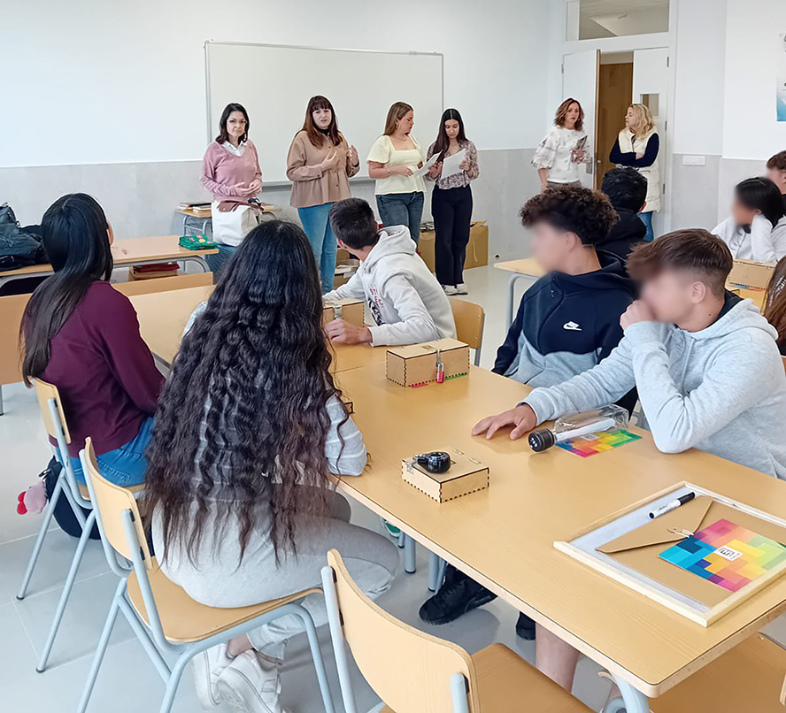 Varios institutos de la comarca trabajan los ODS a través de un 'scape room'