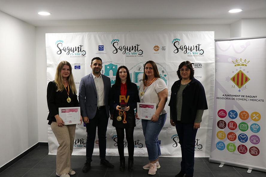 El Ayuntamiento de Sagunto recibe a las ganadoras de los premios ‘Beauty Valencia’