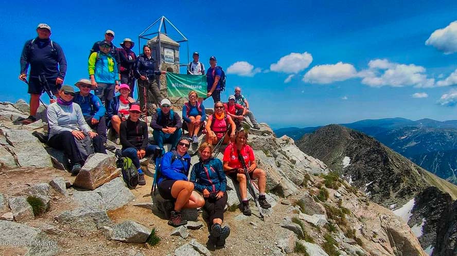 Alternatura dice adiós a la temporada con la visita a las seis cimas más altas de Bulgaria