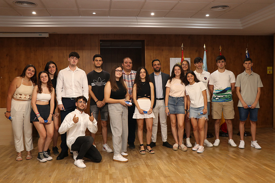 Sagunto reconoce al alumnado con las mejores Notas de Acceso a la Universidad y a los tres mejores expedientes del Conservatorio 
