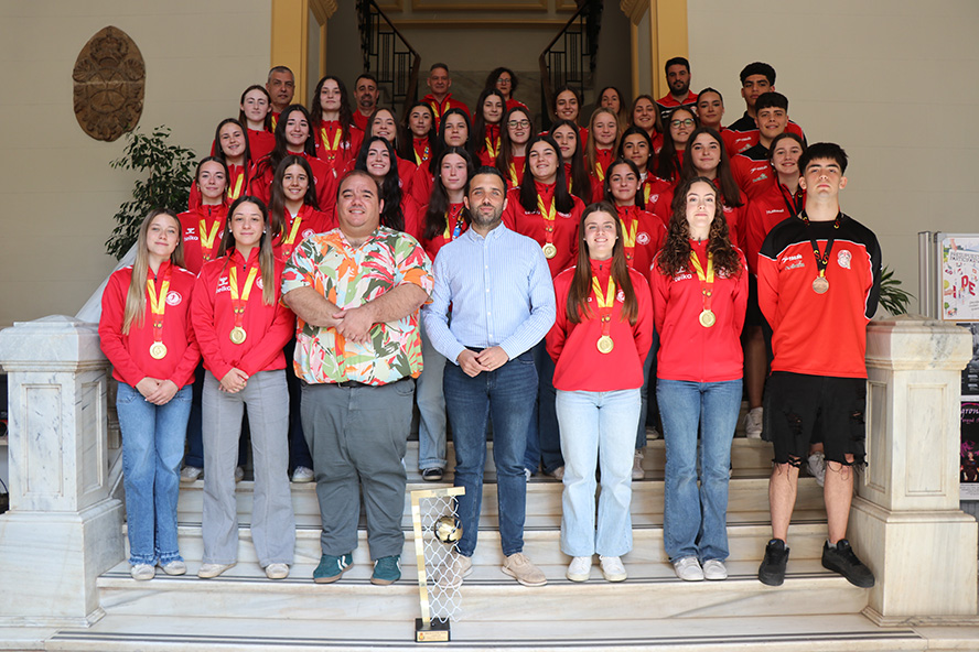 El Ayuntamiento de Sagunto reconoce a los equipos de base del BM Morvedre y del BM Puerto Sagunto