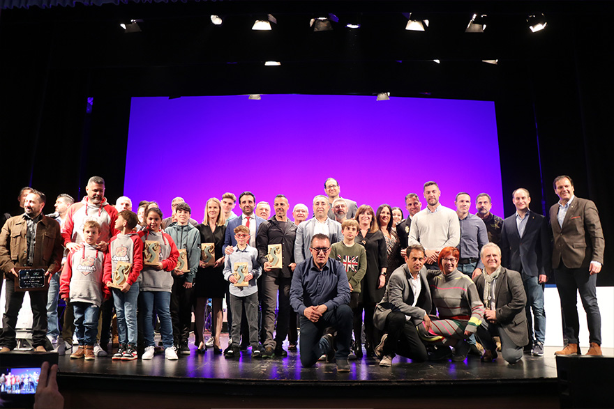 Sagunto entrega los galardones que reconocen los méritos deportivos de 2022 en la XXI Gala del Deporte 
