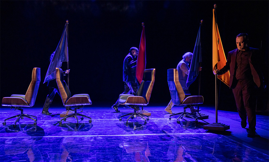 CRIT Companyia de Teatre interpreta su obra La Corporació