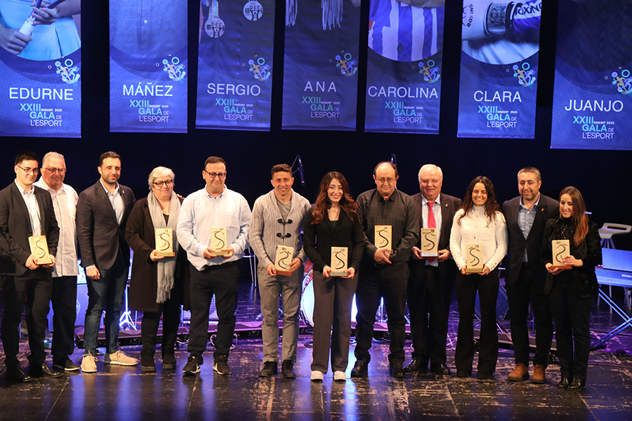 Carolina Marín y Sergio Munuera recogen los premios a Mejor Deportista 2024 de Sagunto en la XXIII Gala del Deporte  