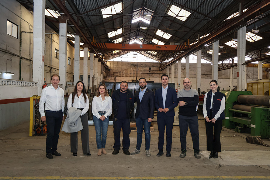 El alcalde de Sagunto y el concejal de Industria visitan las instalaciones de Comonsa