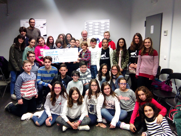 El Consejo de la Infancia de Sagunto entrega a Unicef la recaudación de la Carrera Solidaria